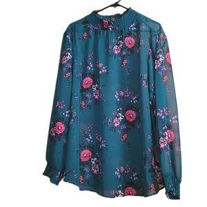 TORRID GREEN FLORAL Sheer Blouse, SIZE 2